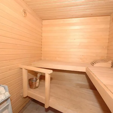 Sleeps 6 Pool Air Con Wifi Antibes